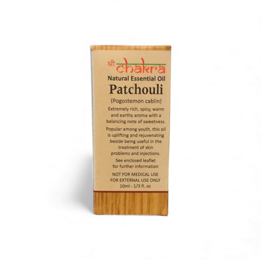 Rückseite der Verpackung von Patchouli – Chakra Natürliches ätherisches Öl 10 ml mit Anwendungshinweisen
