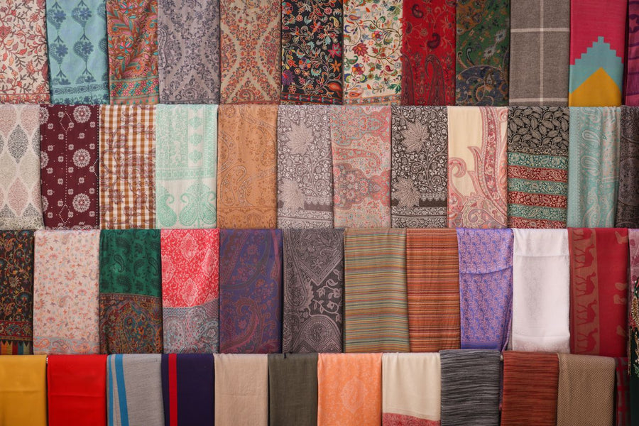 Sciarpe, foulard, lungi e sarong