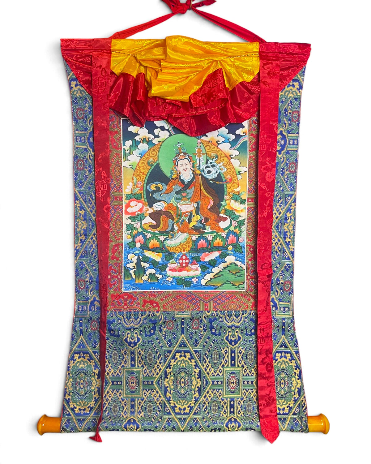 Thangka Guru Rinpoche in rotolo con broccato e barra, 73 x 95 cm, vista d'insieme