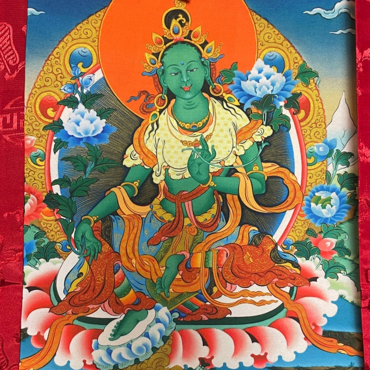 Thangka Tara verte, gros plan de la Tara verte (Drölma) – Himalaya Vibes