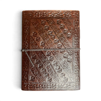 Back of the Elephant journal – fine braided pattern embossed in the leather