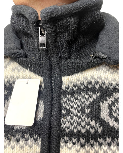 „Chandol“ – Handgestrickte Wolljacke Nepal Kragen