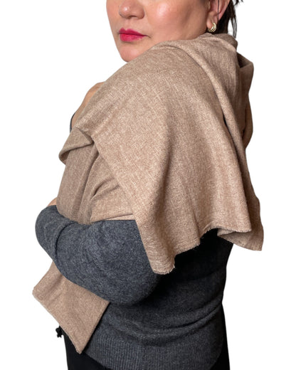 „Desert Sand“  – Handgewebter Kaschmir-Schal aus Nepal Seite