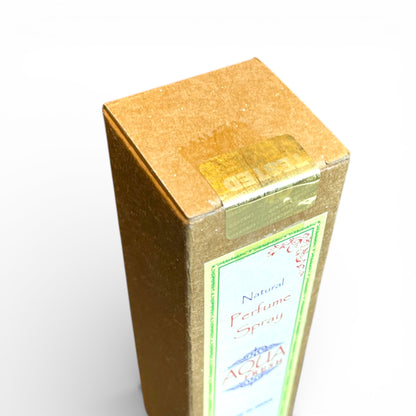 Detailansicht der Oberseite der Aqua Fresh Parfuem Verpackung mit Siegel