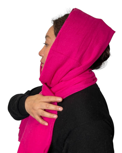 „Electric Fuchsia“ – Reiner Kaschmir Schal handgemacht Kopftuch