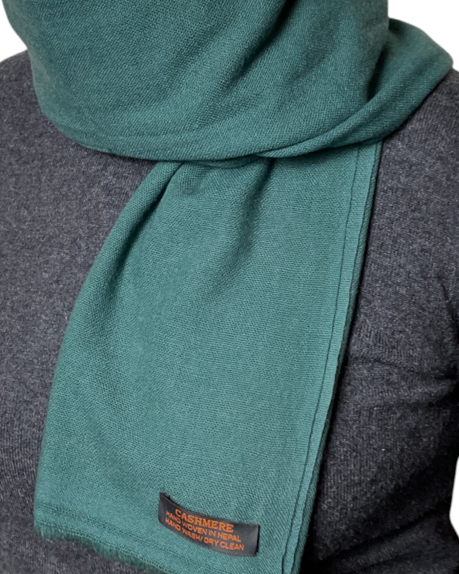 „Forest Depth“ – Handgewebter Kaschmir-Schal aus Nepal Stoff