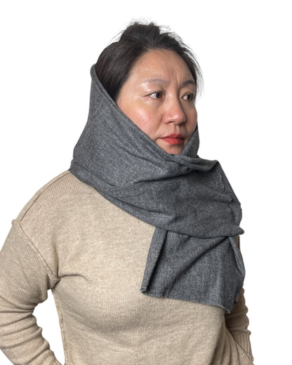 „Grey Heritage“ – Handgewebter Kaschmir-Schal aus Nepal umschwungen kopftuch