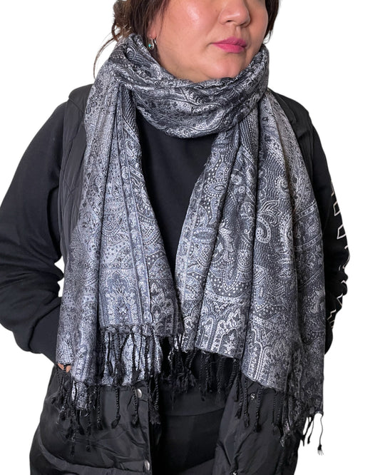Hauptbild: Silver Noir Heritage Paisley Schal aus Indien Seide Viskose