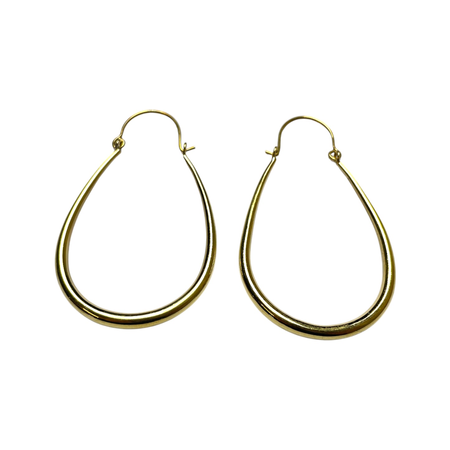 Kreolen Oval Zeitlose Eleganz trifft kunstvolle Handarbeit