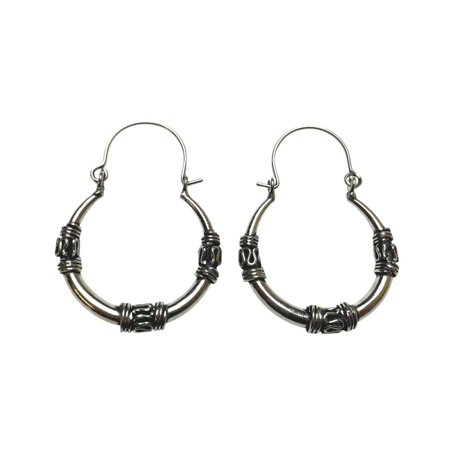 Kreolen mit Zylinder Gravur Ethno Chic & Zeitlos Elegant