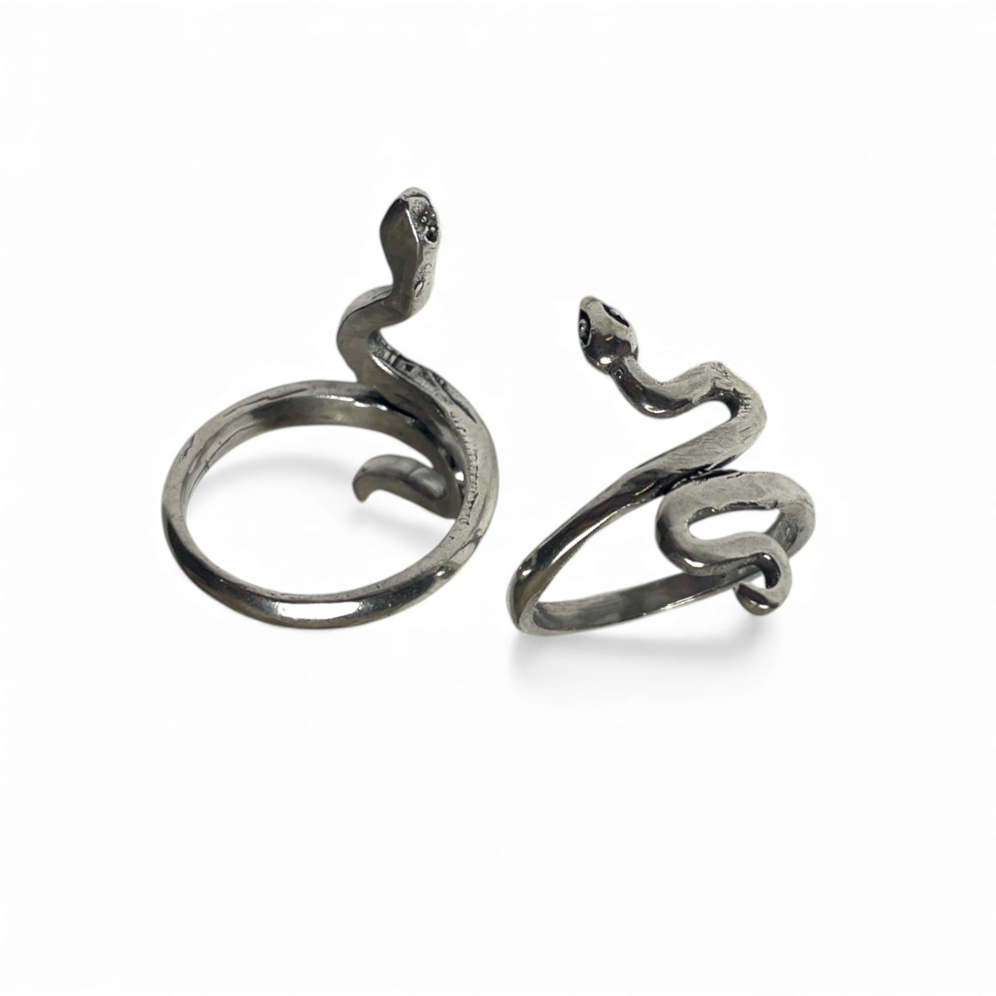 Silberfarbener Snake Ring im Antik Silber Look (2 Modelle)