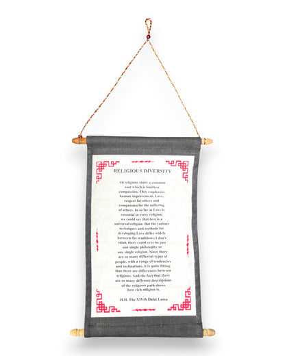 Wandbehang Religiöse Vielfalt Tibetische Thangka-Schriftrolle mit Dalai Lama Zitat Front