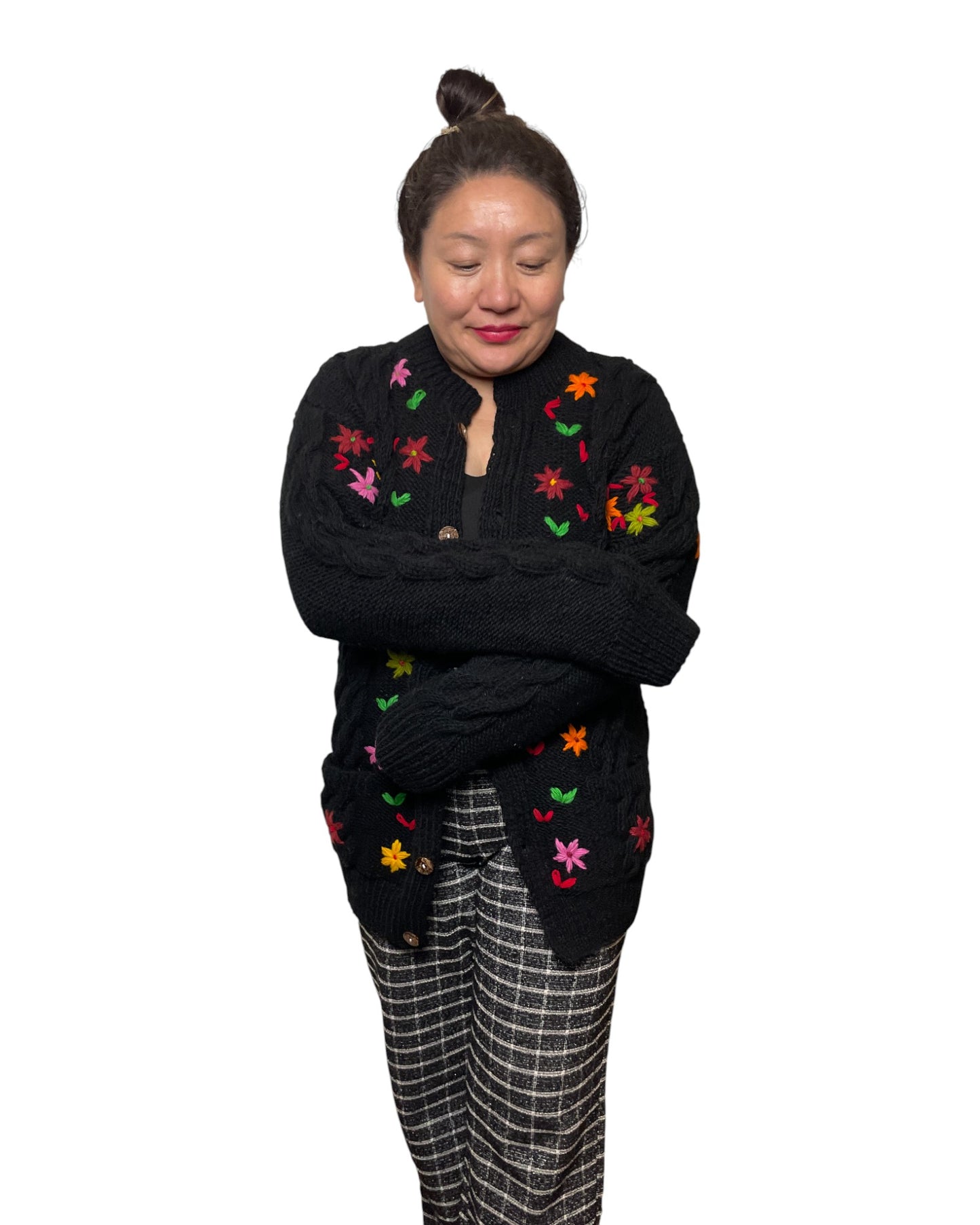 Anaya – Handgestrickter & Bestickter Nepal-Cardigan