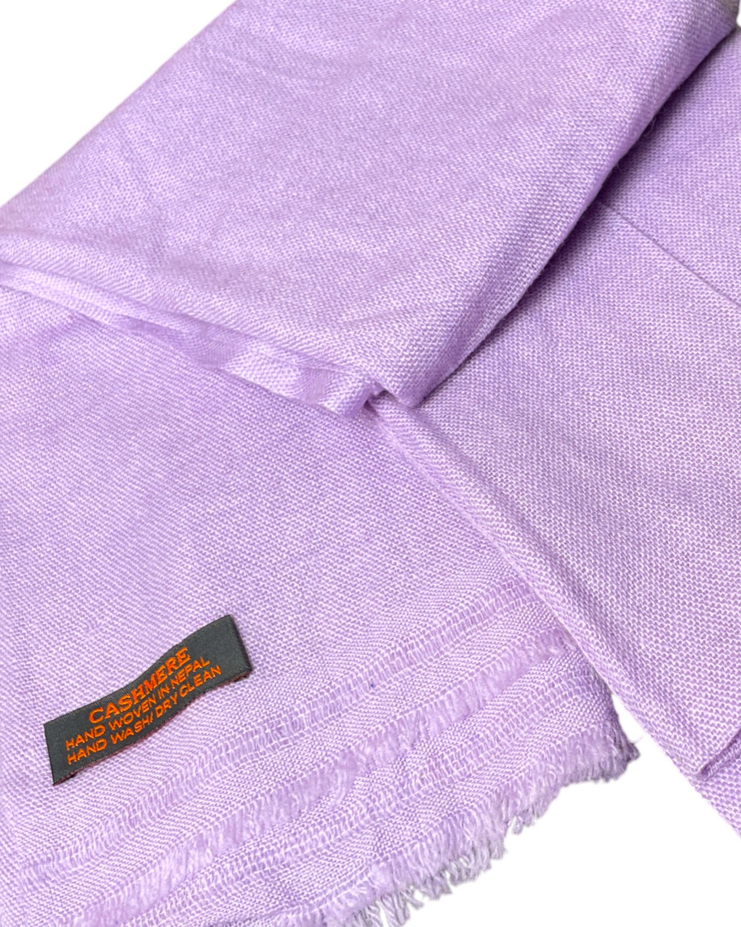 „Lavender Whisper“ – Handgewebter Kaschmir-Schal aus Nepal label