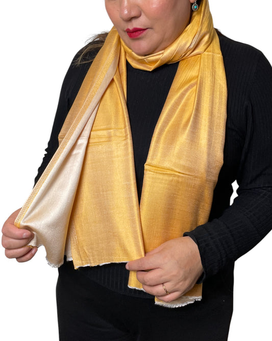 Luxuriöser Seidenschal aus Indien in Goldgelb mit Wende-Optik, Seidentuch Damen, Seidenschal für Haare, Unisex, 200x75 cm