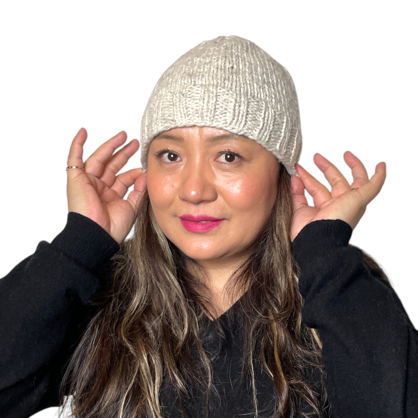 „Mero“ – Handgestrickte Nepal-Beanie Cream