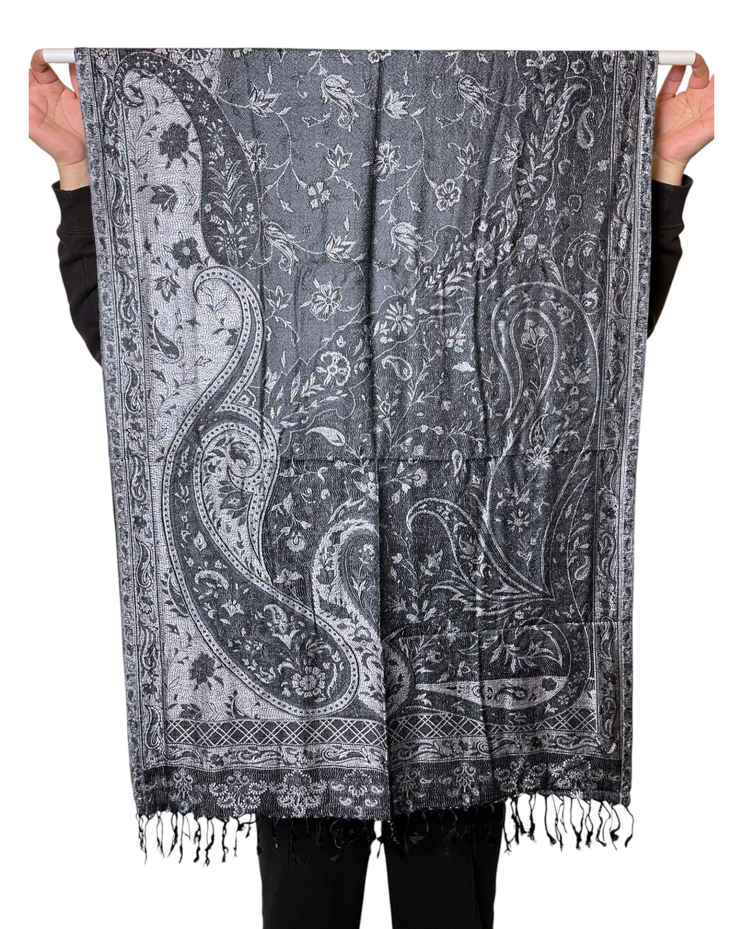 Muster Detail: Paisley Muster Jacquard Seidentuch schwarz