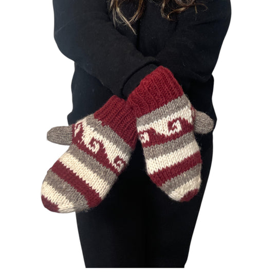 Muster „Lhotse“ – Handgestrickte Nepal-Fäustlinge