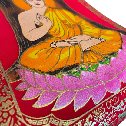 Nahaufnahme des Golddrucks am Buddha Thangka Rollbild – Himalaya Vibes