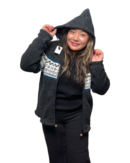 "Nala" Handgestrickte Wolljacke Nepal Front