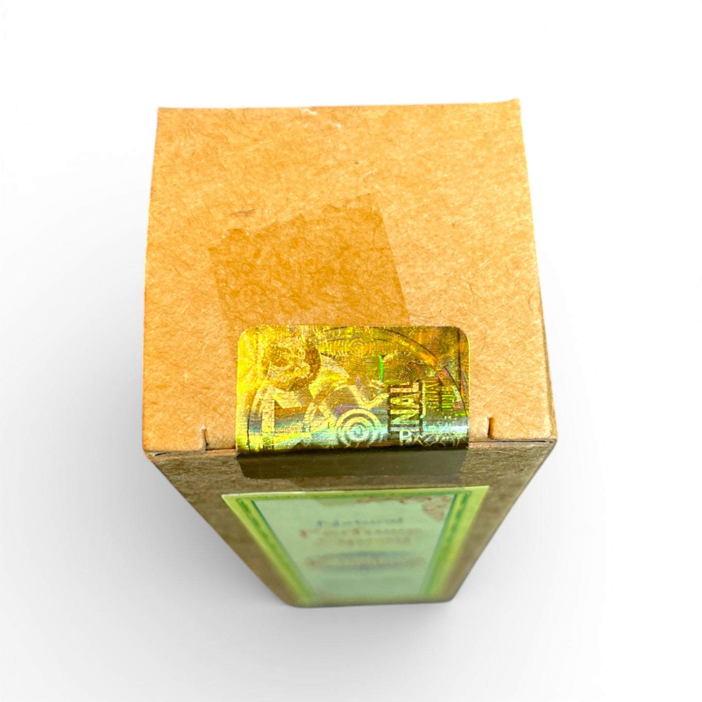 Originalitaetssiegel Hologramm auf der Krishna Musk Parfuem Box Himalaya Vibes Qualitaetssicherung