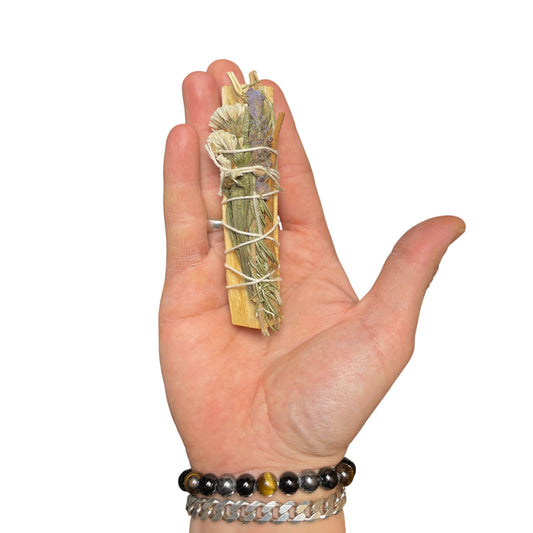 Palo Santo mit Salbei, Lavendel, Rosmarin und Zimt – nachhaltiges Räucherbündel für Haus ausräuchern & energetische Reinigung