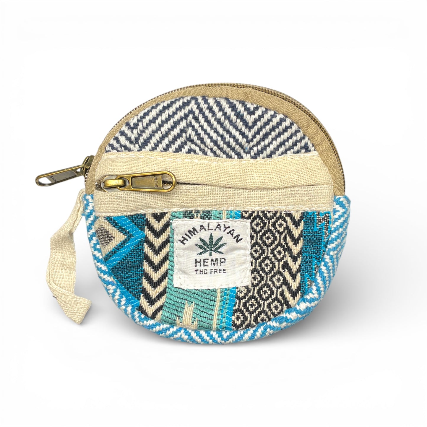 Runde Hanf-Tasche in Hellblau und Weiss mit Zickzack-Muster aus nachhaltigem Himalayan Hemp.