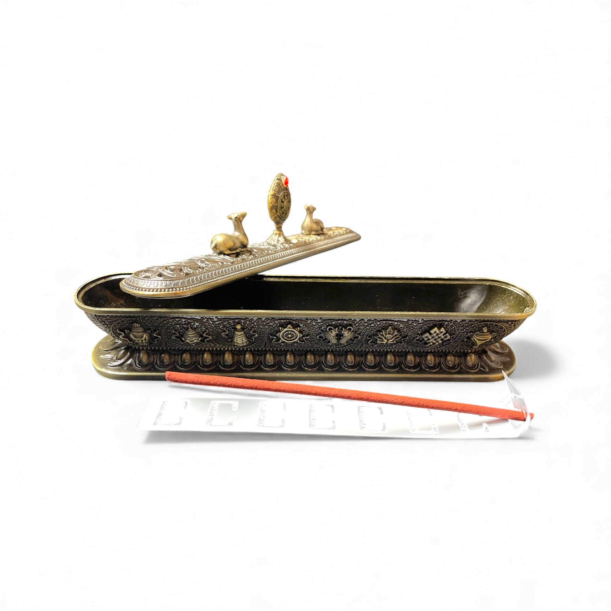 „Samsara“ - Tibetischer Räucherstäbchen-Halter aus Messing Inhalt