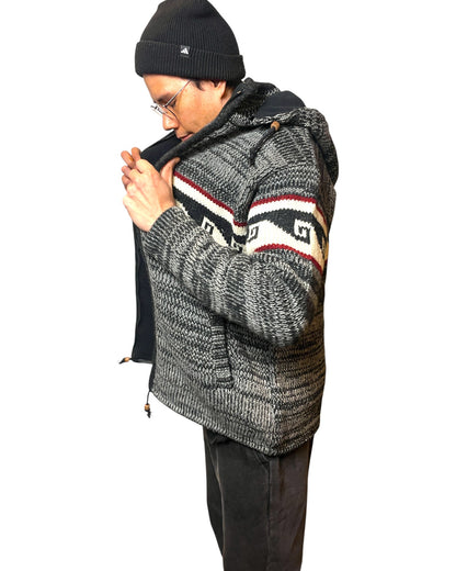 "Shakhu" Handgestrickte Wolljacke Nepal Seite