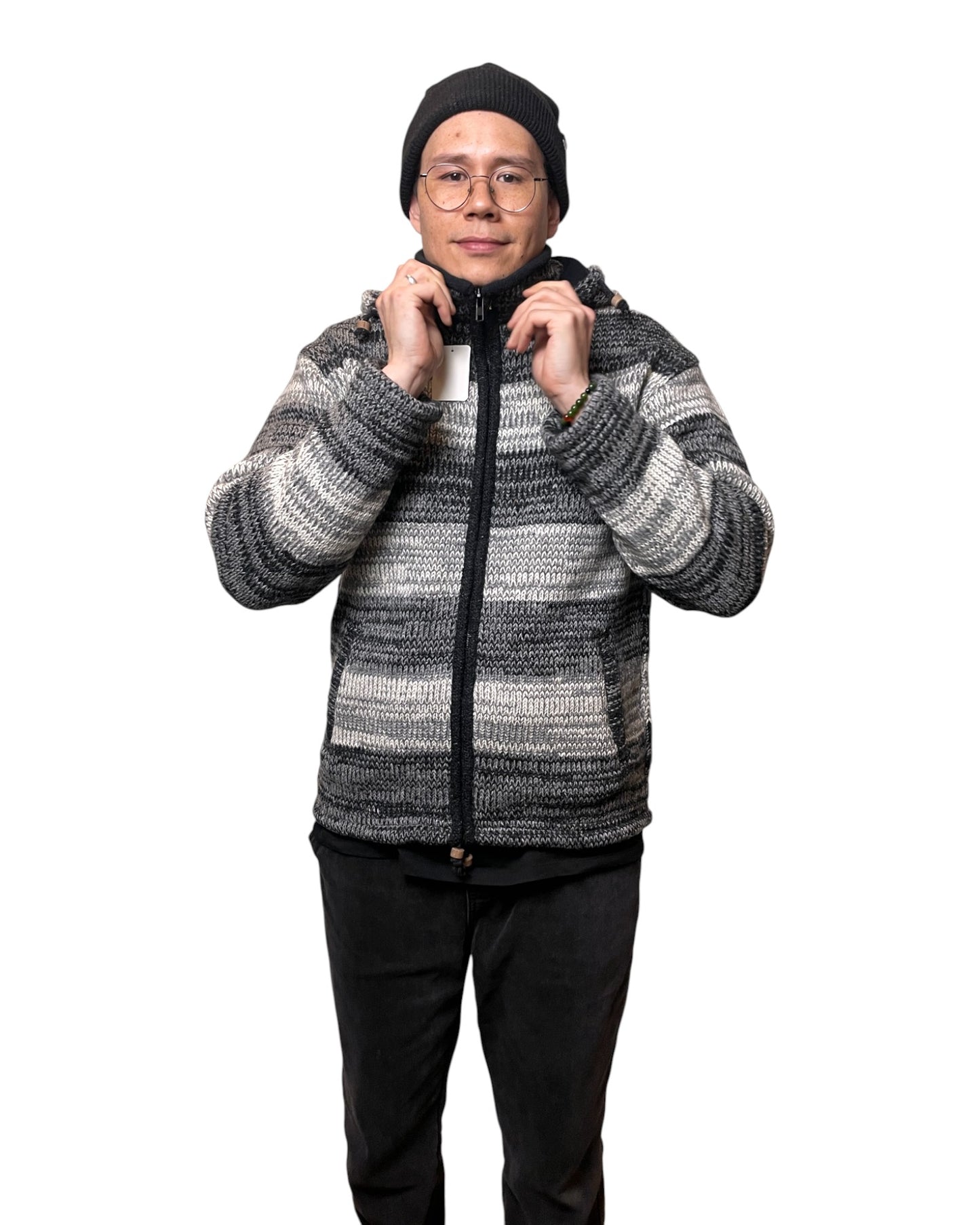 Tanchok_Handgestrickte_Wolljacke_Nepal_Front