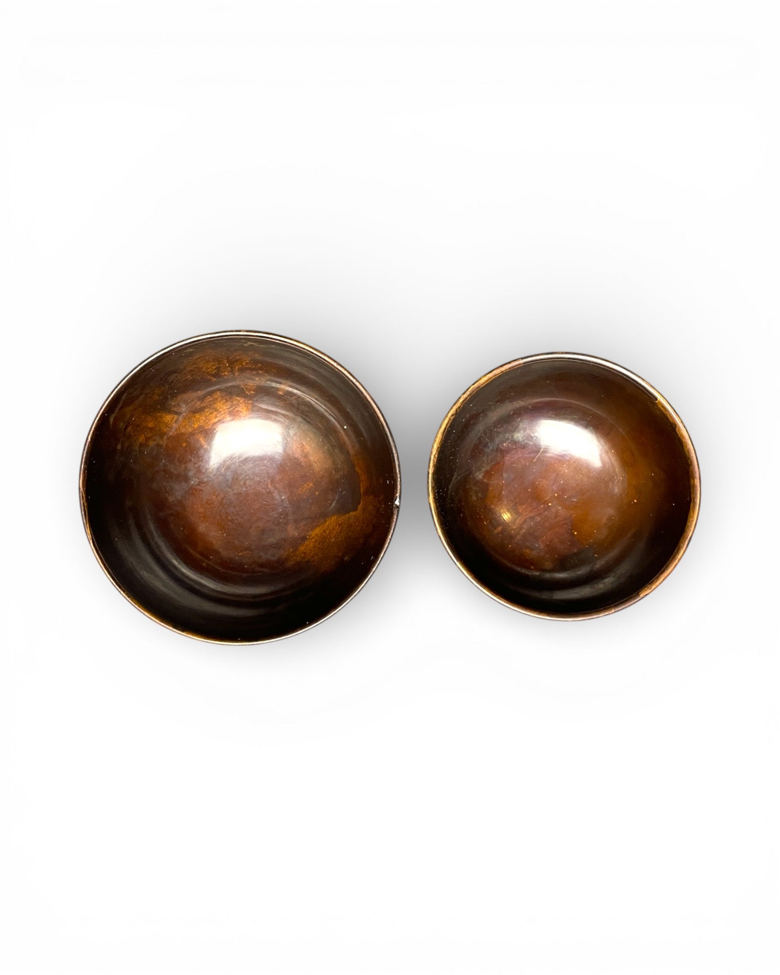 Tibetische Kupfer-Räucherschale – Ritualobjekt mit Glückssymbolen oben