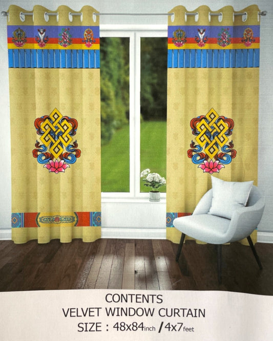 Tibetischer Samtvorhang Potala Collection gelb mit Srivatsa Symbol und bunten Bordueren vor Fenster