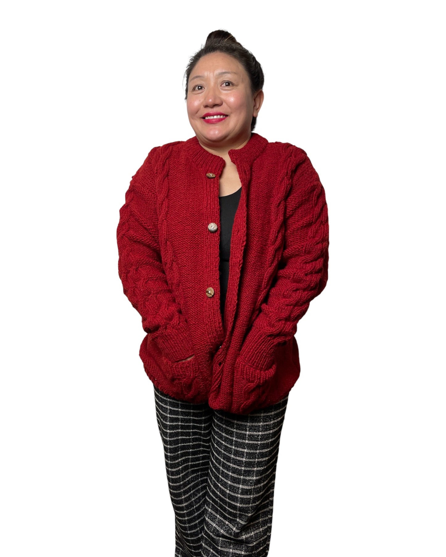 Timal – Handgestrickter Nepal-Cardigan vorne