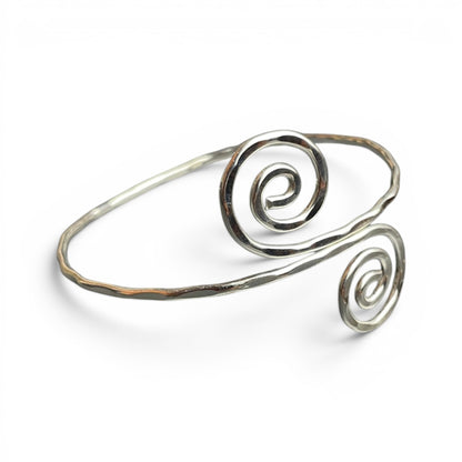 Bracelet jonc double spirale laiton – Ajustable, martelé