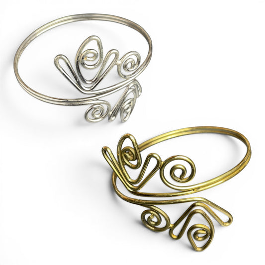 Armreif Filigranes Ornament aus Messing in Gold und Silber – Himalaya Vibes Bern