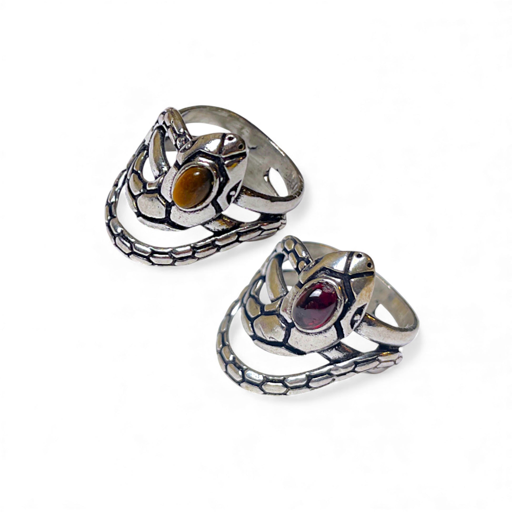 Serpent Snake Ring mit Tigerauge oder Granat, 18 mm