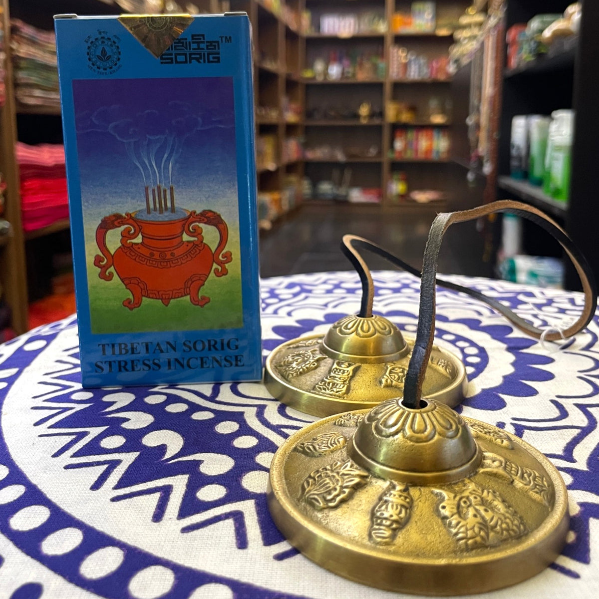Meditations-Set: Tingsha Zimbeln und Sorig Stress Räucherstäbchen – Himalaya Vibes Bern