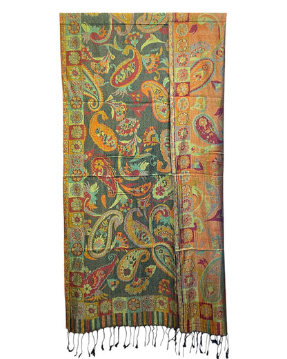 Paisley Schal mit Mosaik-Bordüre und schwarzen Fransen – Himalaya Vibes Bern