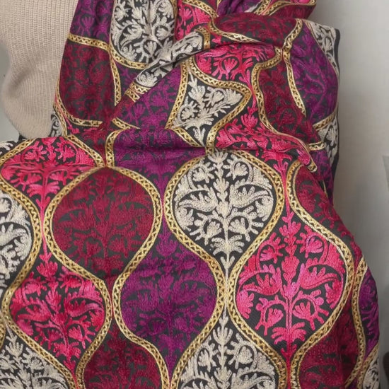 Ornamentale Stickerei Black Imperial Embroidery Schal Video