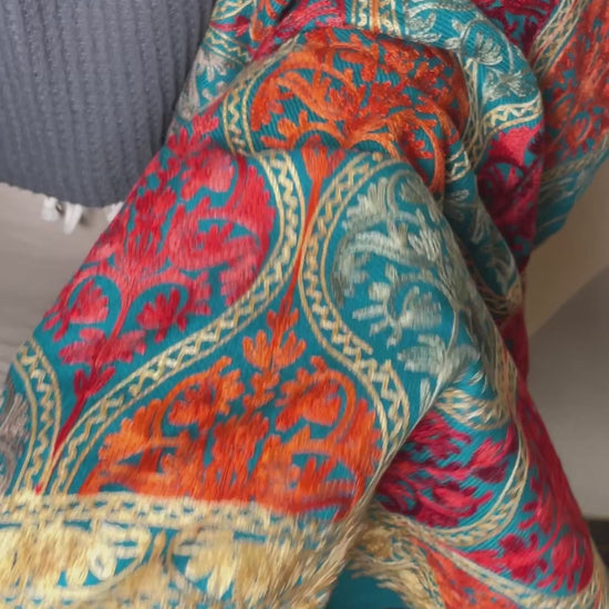 Feine Zierstiche Heritage Embroidery Schal video