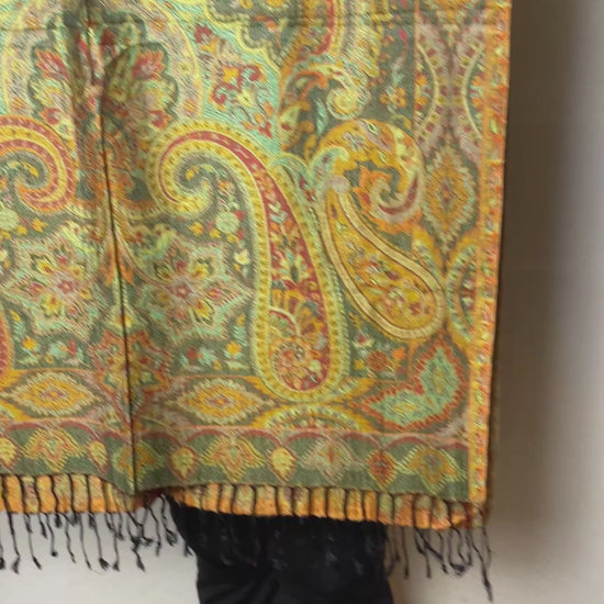 Golden Ember Paisley Schal aus Indien Seide-Viskose Unisex video