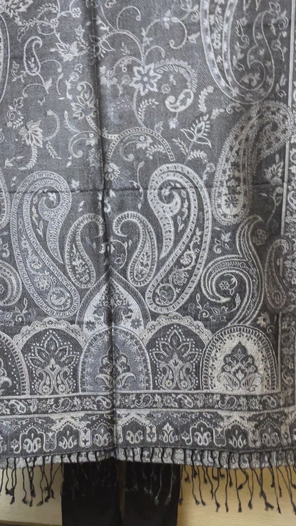 Getragen: Unisex Paisley Schal Damen Herren Silber Grau Schwarz video