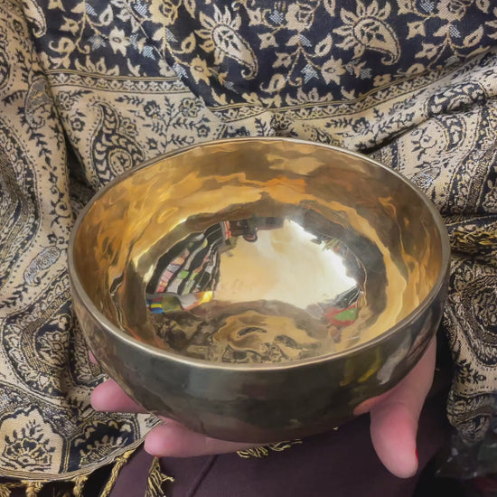 Tibetische Klangschale 16 cm Ø Handgemacht Oben Klang und Frequenz