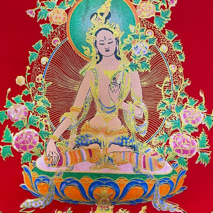Detailaufnahme des Tara-Gesichts auf dem Thangka Rollbild – Himalaya Vibes